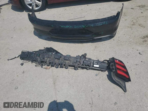 2019 Ford Mustang EcoBoost z VIN 1FATP8UH2K5181699, wystawiony jako Copart lot #58892445 z przebiegiem 118 265 mil mil oraz Szkoda całkowita • Salvage title. Historia ofert i sprzedaży dostępna na DreamBid. Obrazek 12.
