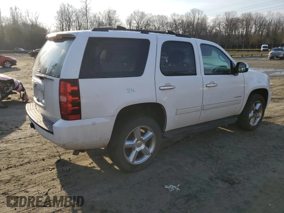 2013 Chevrolet Tahoe LS z VIN 1GNSKAE04DR359670, wystawiony jako Copart lot #43388245 z przebiegiem 122 470 mil mil oraz Szkoda całkowita • Salvage title. Historia ofert i sprzedaży dostępna na DreamBid. Obrazek 3.