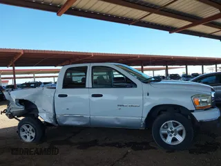 2006 Dodge 1500 SLT with VIN 1D7HU18N56S525572, listed as a IAAI auction lot 42106810 with 174,868 mi miles. Bid and sale history available at carsss.com. Image 13.