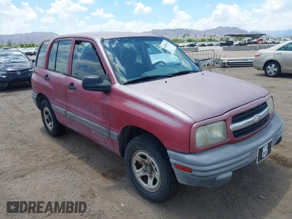 2000 Chevrolet Tracker with VIN 2CNBE13C7Y6956063, listed as a IAAI auction lot 42805919 with 176,684 mi miles and . Bid and sale history available at DreamBid. Image 1.