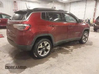 2021 Jeep Compass Limited with VIN 3C4NJDCB8MT503467, listed as a IAAI auction lot 41343230 with 30,321 mi miles and . Bid and sale history available at carsss.com. Image 4.