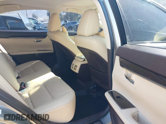2016 Lexus ES 330 z VIN JTHBK1GG4G2236076, wystawiony jako IAAI lot #42124873 z przebiegiem 118 102 mil mil oraz . Historia ofert i sprzedaży dostępna na DreamBid. Obrazek 8.