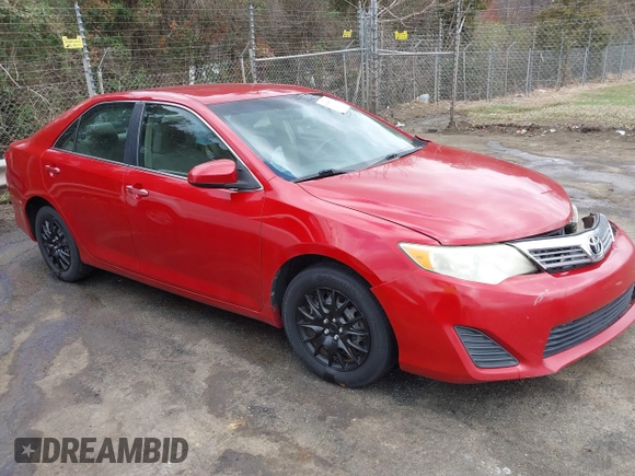 2012 Toyota Camry L with VIN 4T1BF1FK0CU613086, listed as a IAAI auction lot 41846781 with 236,654 mi miles. Bid and sale history available at carsss.com. Image 1.