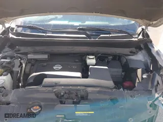2014 Nissan Pathfinder SV with VIN 5N1AR2MM7EC706970, listed as a IAAI auction lot 41815736 with 163,746 mi miles. Bid and sale history available at carsss.com. Image 10.