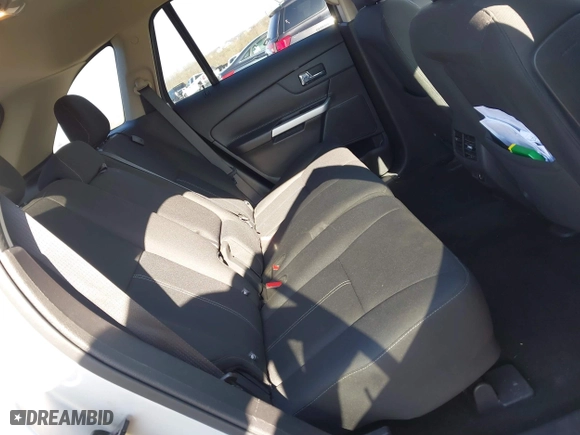2014 Ford Edge SE with VIN 2FMDK3GCXEBB20676, listed as a IAAI auction lot 41940731 with 87,343 mi miles. Bid and sale history available at carsss.com. Image 8.