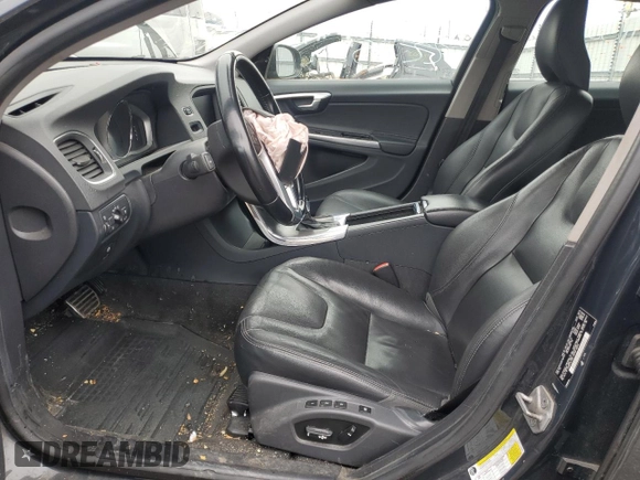 2015 Volvo V60 T5 Premier with VIN YV1612SK2F1221131, listed as a Copart auction lot 43855005 with 0 mi miles and Salvage Title. Bid and sale history available at carsss.com. Image 7.