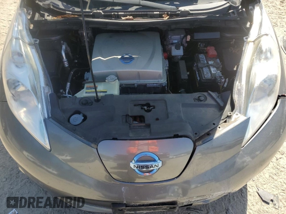 2015 Nissan LEAF SV with VIN 1N4AZ0CP9FC310695, listed as a Copart auction lot 53482025 with 98,125 mi miles and Clean Title. Bid and sale history available at carsss.com. Image 12.