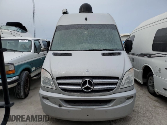 2012 Mercedes-Benz Sprinter with VIN WD3PF4CD5C5699548, listed as a Copart auction lot 76361884 with 46,471 mi miles and Salvage Title. Bid and sale history available at DreamBid. Image 5.