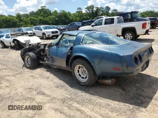 1980 Chevrolet Corvette z VIN 1Z878AS407077, wystawiony jako Copart lot #55312454 z przebiegiem Nie podano mil oraz Szkoda całkowita • Salvage title. Historia ofert i sprzedaży dostępna na DreamBid. Obrazek 2.