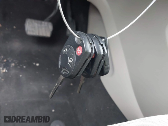 2018 Ford Escape SE z VIN 1FMCU9GD6JUD55937, wystawiony jako IAAI lot #41898592 z przebiegiem 37 800 mil mil oraz . Historia ofert i sprzedaży dostępna na DreamBid. Obrazek 11.