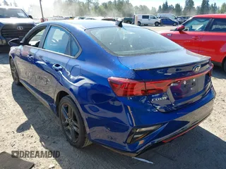 2021 Kia Forte GT-Line z VIN 3KPF34AD5ME408680, wystawiony jako IAAI lot #42442538 z przebiegiem 42 231 mil mil oraz . Historia ofert i sprzedaży dostępna na DreamBid. Obrazek 3.