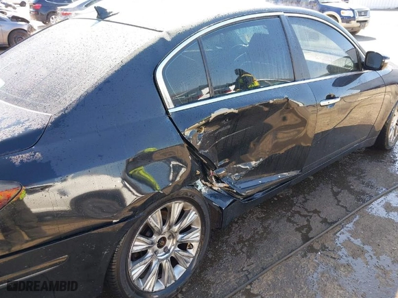 2009 Hyundai Genesis with VIN KMHGC46EX9U054696, listed as a IAAI auction lot 41651327 with 189,184 mi miles. Bid and sale history available at carsss.com. Image 6.