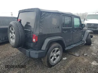 2018 Jeep Wrangler JK Unlimited Sahara with VIN 1C4HJWEG9JL927443, listed as a Copart auction lot 44987485 with 71,252 mi miles and Salvage Title. Bid and sale history available at carsss.com. Image 3.