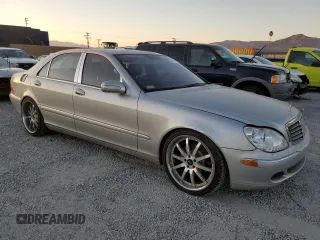 2005 Mercedes-Benz S-Class 4.3L with VIN WDBNG70J65A441019, listed as a Copart auction lot 47096515 with 162,773 mi miles and Clean Title. Bid and sale history available at carsss.com. Image 4.