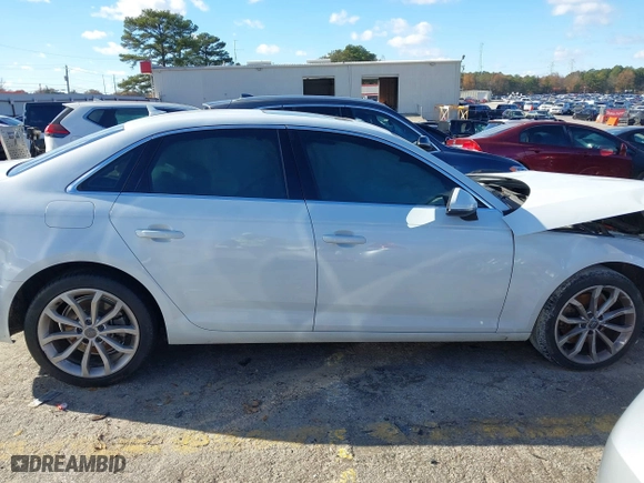 2019 Audi A4 Premium with VIN WAUGMAF40KA036963, listed as a IAAI auction lot 41061853 with 1 mi miles. Bid and sale history available at carsss.com. Image 12.
