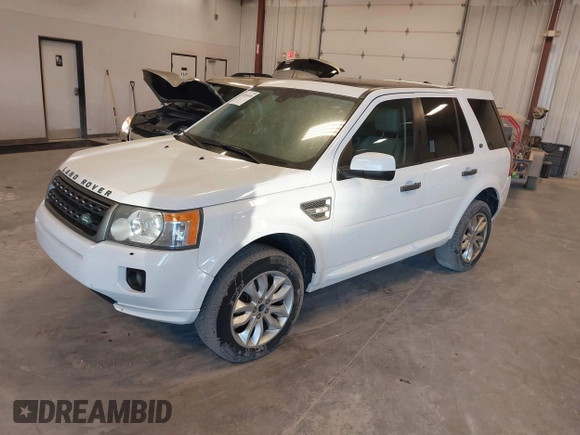 2012 Land Rover LR2 HSE with VIN SALFR2BN1CH297590, listed as a IAAI auction lot 41854538 with 131,092 mi miles and . Bid and sale history available at DreamBid. Image 2.