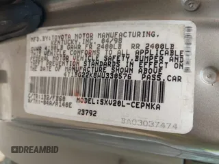 1998 Toyota Camry LE z VIN 4T1BG22K8WU330576, wystawiony jako IAAI lot #42417387 z przebiegiem 99 861 mil mil oraz . Historia ofert i sprzedaży dostępna na DreamBid. Obrazek 9.
