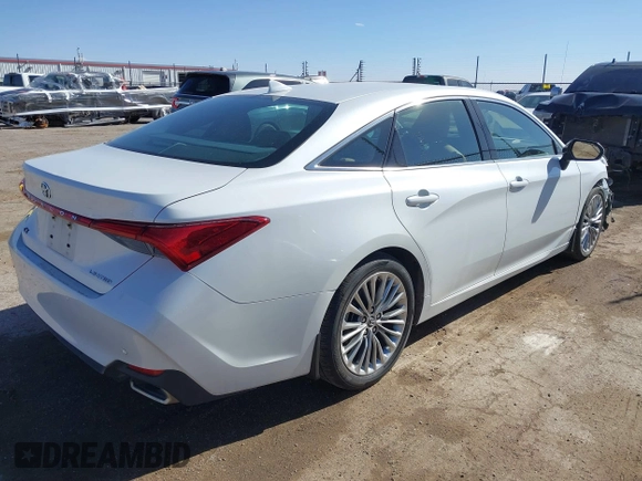 2019 Toyota Avalon XLE with VIN 4T1BZ1FB8KU030044, listed as a IAAI auction lot 41436242 with 56,261 mi miles and . Bid and sale history available at carsss.com. Image 4.