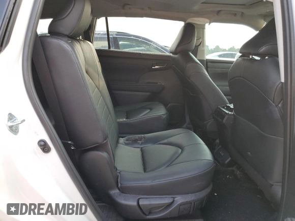 2023 Toyota Highlander L with VIN 5TDKDRBH4PS038715, listed as a Copart auction lot 63802584 with 19,435 mi miles and Salvage title. Bid and sale history available at DreamBid. Image 11.