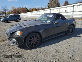 2018 FIAT 124 Spider Abarth z VIN JC1NFAEK0J0136955, wystawiony jako Copart lot #78896054 z przebiegiem 18 888 mil mil oraz Szkoda całkowita • Salvage title. Historia ofert i sprzedaży dostępna na DreamBid. Obrazek 1.