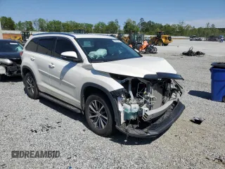 2018 Toyota Highlander SE with VIN 5TDKZRFH2JS271947, listed as a Copart auction lot 53381585 with 101,148 mi miles and Salvage title. Bid and sale history available at DreamBid. Image 4.