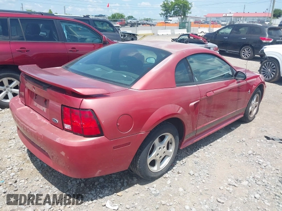 2002 Ford Mustang Standard with VIN 1FAFP40402F180926, listed as a IAAI auction lot 42561093 with 181,080 mi miles and . Bid and sale history available at DreamBid. Image 4.