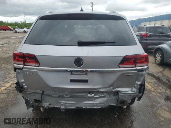 2022 Volkswagen Atlas SEL with VIN 1V2BR2CA8NC534303, listed as a Copart auction lot 57962305 with 40,401 mi miles and Salvage title. Bid and sale history available at DreamBid. Image 6.