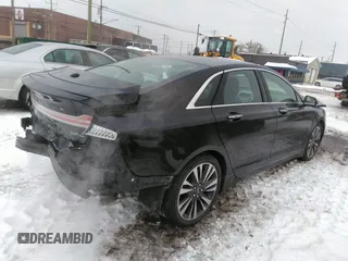 2020 Lincoln MKZ Reserve with VIN 3LN6L5F91LR604094, listed as a IAAI auction lot 41574599 with 72,508 mi miles. Bid and sale history available at carsss.com. Image 4.