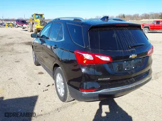 2019 Chevrolet Equinox LT with VIN 2GNAXKEV6K6115588, listed as a IAAI auction lot 41749742 with 60,356 mi miles. Bid and sale history available at carsss.com. Image 3.