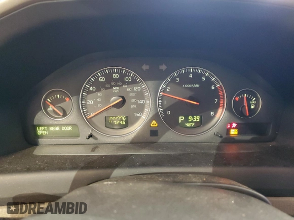 2005 Volvo XC70 with VIN YV1SZ592251185566, listed as a Copart auction lot 51217795 with 144,776 mi miles and Salvage Title. Bid and sale history available at DreamBid. Image 9.