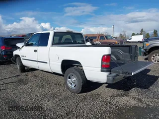 2001 Dodge 1500 z VIN 3B7HC12Y61G163039, wystawiony jako IAAI lot #41798694 z przebiegiem 94 609 mil mil oraz . Historia ofert i sprzedaży dostępna na DreamBid. Obrazek 3.
