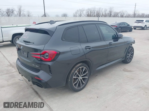 2022 BMW X3 sDrive30i with VIN 5UX43DP09N9J17924, listed as a IAAI auction lot 41586274 with 33,607 mi miles and . Bid and sale history available at DreamBid. Image 4.