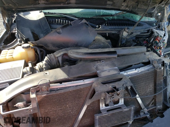 2002 Chevrolet Suburban LT with VIN 1GNFK16T02J261631, listed as a Copart auction lot 46933875 with Not provided miles and Salvage title. Bid and sale history available at DreamBid. Image 12.