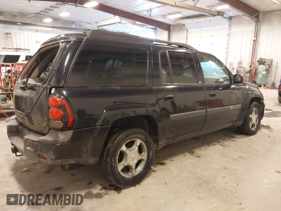 2004 Chevrolet TrailBlazer EXT LT with VIN 1GNET16SX46215438, listed as a IAAI auction lot 41481236 with 240,215 mi miles. Bid and sale history available at carsss.com. Image 4.