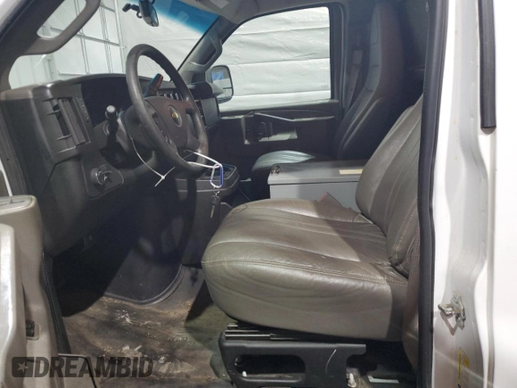 2018 Chevrolet Express Cargo with VIN 1GCWGAFP1J1285139, listed as a Copart auction lot 58856925 with 134,754 mi miles and Clean title. Bid and sale history available at DreamBid. Image 7.