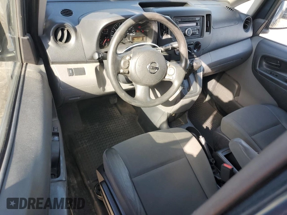 2017 Nissan NV200 SV z VIN 3N6CM0KNXHK699021, wystawiony jako Copart lot #52178855 z przebiegiem 156 325 mil mil oraz Szkoda całkowita • Salvage title. Historia ofert i sprzedaży dostępna na DreamBid. Obrazek 8.