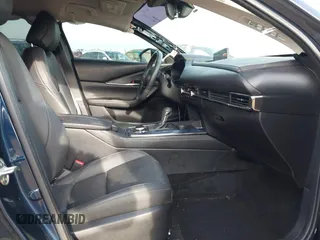 2023 Mazda CX-30 S Carbon Edition с VIN 3MVDMBCM2PM588506, выставлен на аукционе IAAI как лот 41728912 с пробегом 25 030 миль миль и . История ставок и продаж доступна на DreamBid. Изображение 5.