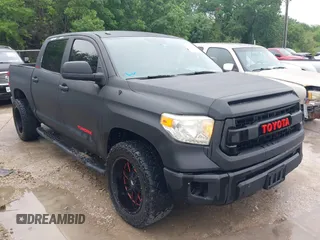 2014 Toyota Tundra SR5 z VIN 5TFEM5F14EX070316, wystawiony jako IAAI lot #42165446 z przebiegiem 142 101 mil mil oraz . Historia ofert i sprzedaży dostępna na DreamBid. Obrazek 1.
