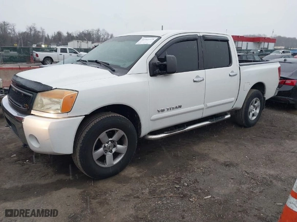 2007 Nissan Titan LE with VIN 1N6BA07B87N246012, listed as a IAAI auction lot 41561124 with 344,652 mi miles. Bid and sale history available at carsss.com. Image 2.