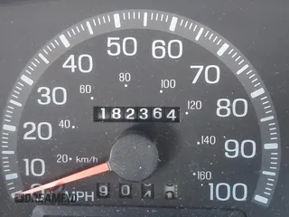 1998 Ford F-150 с VIN 2FTZF07W5WCA83362, выставлен на аукционе IAAI как лот 41544850 с пробегом 182 364 миль миль и . История ставок и продаж доступна на DreamBid. Изображение 7.