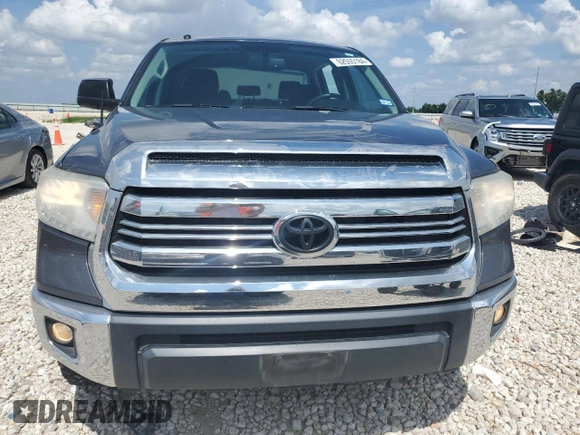 2017 Toyota Tundra 2WD SR5 with VIN 5TFEM5F14HX111824, listed as a Copart auction lot 62555184 with 112,185 mi miles and Salvage Title. Bid and sale history available at carsss.com. Image 5.