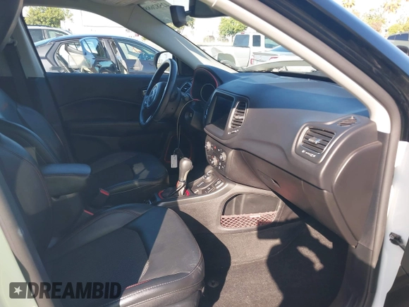 2020 Jeep Compass Trailhawk with VIN 3C4NJDDB4LT144129, listed as a IAAI auction lot 42582688 with 67,112 mi miles and . Bid and sale history available at DreamBid. Image 5.
