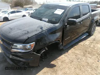 2020 Chevrolet Colorado 2WD Work Truck with VIN 1GCGSBEN7L1243070, listed as a IAAI auction lot 41890656 with 40,711 mi miles. Bid and sale history available at carsss.com. Image 6.