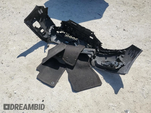 2018 Ford Focus SE z VIN 1FADP3FEXJL256542, wystawiony jako Copart lot #54583915 z przebiegiem 107 774 mil mil oraz Szkoda całkowita • Salvage title. Historia ofert i sprzedaży dostępna na DreamBid. Obrazek 12.