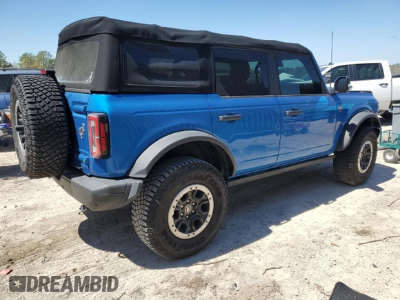 2022 Ford Bronco with VIN 1FMEE5DH1NLB90221, listed as a Copart auction lot 50436115 with 22,843 mi miles and Salvage title. Bid and sale history available at DreamBid. Image 3.