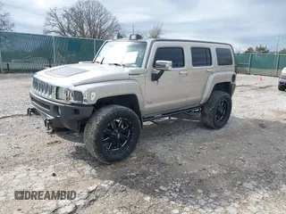 2007 Hummer H3 SUV with VIN 5GTDN13E078129036, listed as a IAAI auction lot 41507691 with 187,428 mi miles and . Bid and sale history available at DreamBid. Image 2.