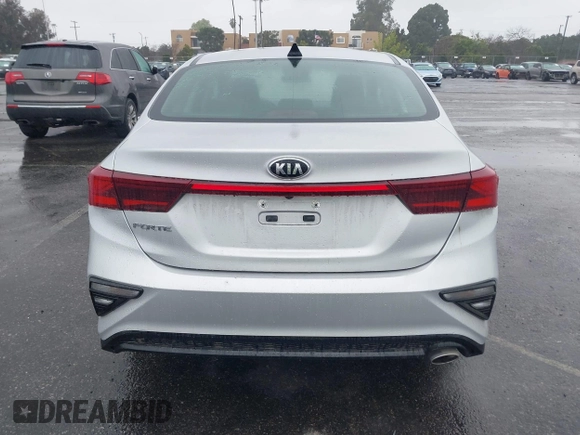 2021 Kia Forte LXS with VIN 3KPF24AD3ME268213, listed as a IAAI auction lot 41561861 with 22,544 mi miles and . Bid and sale history available at DreamBid. Image 17.