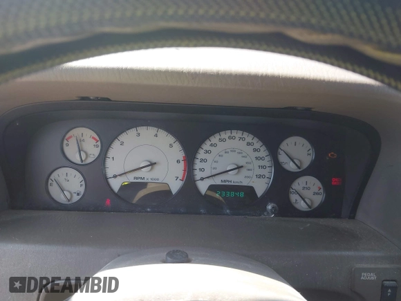 2002 Jeep Grand Cherokee Limited z VIN 1J8GW58N62C213751, wystawiony jako IAAI lot #42478869 z przebiegiem 233 848 mil mil oraz . Historia ofert i sprzedaży dostępna na DreamBid. Obrazek 7.