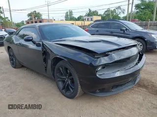 2017 Dodge Challenger SXT Plus с VIN 2C3CDZAG2HH531679, выставлен на аукционе IAAI как лот 42532732 с пробегом 110 964 миль миль и . История ставок и продаж доступна на DreamBid. Изображение 1.