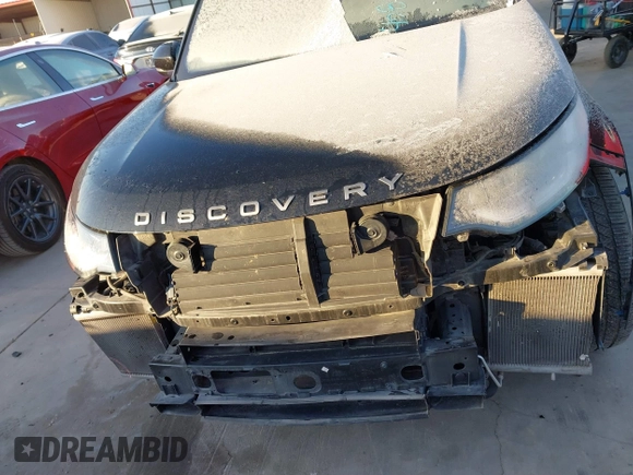 2018 Land Rover Discovery SE z VIN SALRG2RV4JA075611, wystawiony jako IAAI lot #41363203 z przebiegiem Nie podano mil oraz . Historia ofert i sprzedaży dostępna na DreamBid. Obrazek 6.